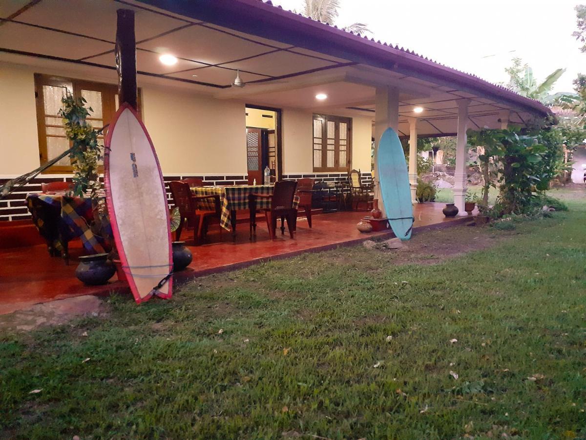 Dreams Garden Surf Lodge Midigama East Dış mekan fotoğraf